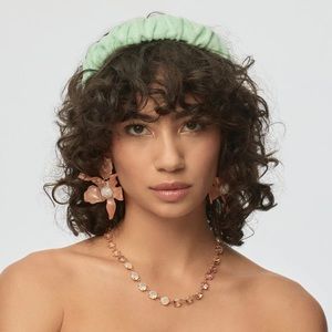 NWT Lele Sadoughi Shell Pink Candy Crystal Necklace